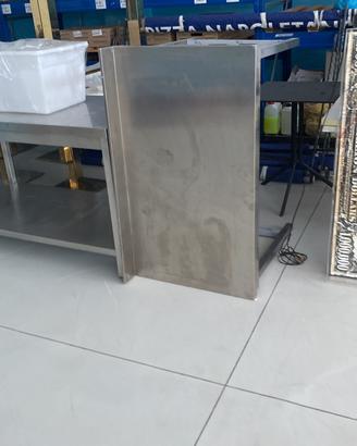 Tavoli acciaio inox