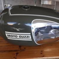Serbatoio moto Guzzi V7 700 del '64