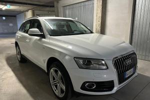 Q5 2.0 190 cv S line