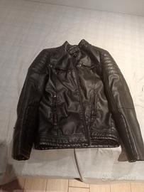 Titolo: Giacca biker ecopelle nera taglia M -
