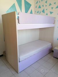 Letto a castello con scala