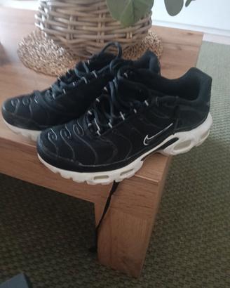 Nike TN nere 