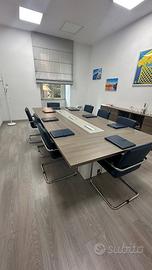 Tavolo sala riunioni piu mobile basso più 8 sedie