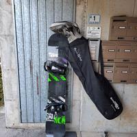 Snowboard più scarponi