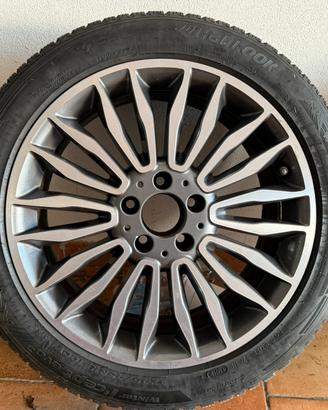 Treno gomme invernali e cerchi originali mercedes