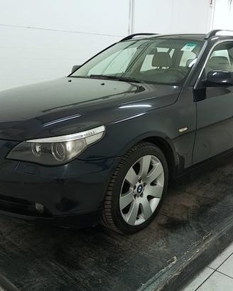 BMW 530 xd Touring Futura c/pelle