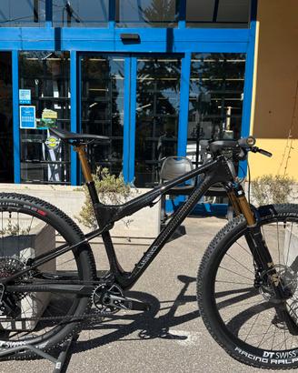 mtb full carbon UNNO HORN PRO 2026 tg S2 disponib