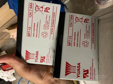 Batterie yuasa 12v7A 30