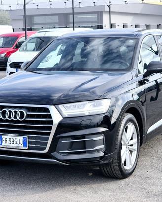 Audi Q7 3.0 TDI 245CV S-LINE 2018