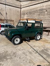 Land rover defender