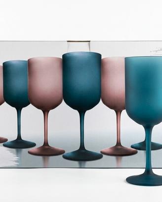 Completo di coppe colorate 