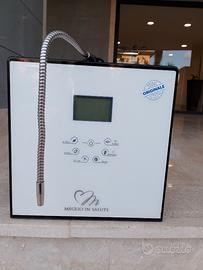 ionizzatore/depura acqua alcalina Meglio in Salute