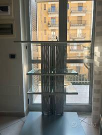 Piantana di arte moderna