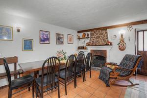 Casa indipendente di 185 m² con più di 5 locali a 