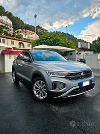 Volkswagen T-Roc I 2022 - 15 mila km