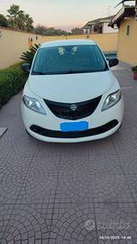 Lancia Y 1.2 69 CV start&stop Elefantino blu