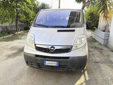 OPEL VIVARO COMBI 9 POSTI