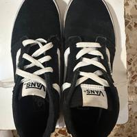 Vans nere