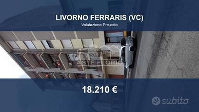 Immobile in asta di 82 m² con box auto a Livorno F
