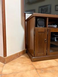 MOBILE IN LEGNO