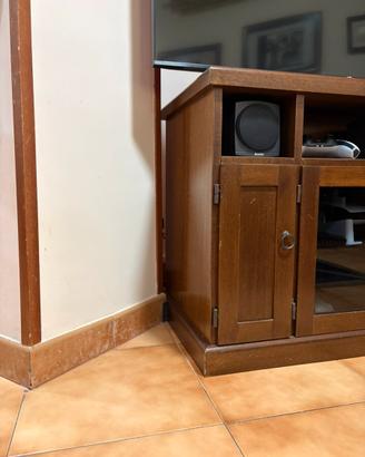 MOBILE IN LEGNO