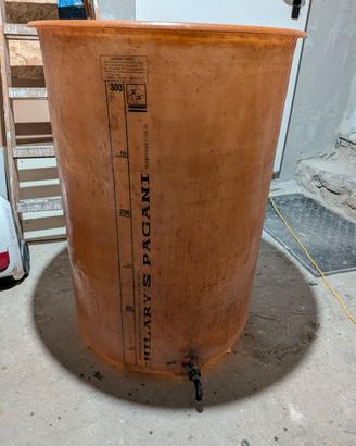 Botte vetroresina 300 lt