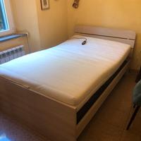 Letto da una piazza e mezzo elettrico