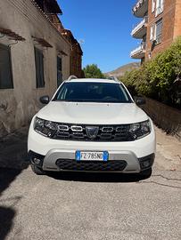Dacia DUSTER 4 × 4