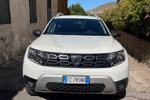 Dacia DUSTER 4 × 4