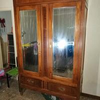 armadio in legno color noce antico 100 anni circa 