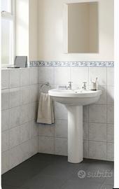 Pavimento e rivestimento per bagno completo