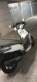 Kymco People 300Gt