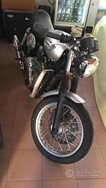 Moto Triumph