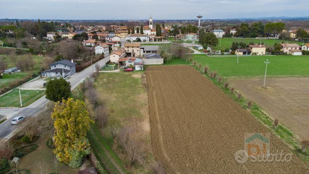 Terreno edificabile a Joannis