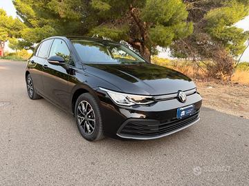 Volkswagen Golf 1.5 tgi Style 130cv