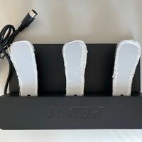 Pedaliera triplo pedale per tastiera musicale