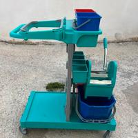 Carello per pulizia professionale