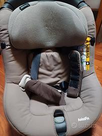 Seggiolino Bebe' Confort Axissfix 360 gradi