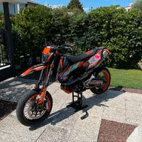 Ktm 690 smc PATENTE A2