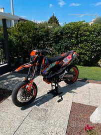 Ktm 690 smc PATENTE A2