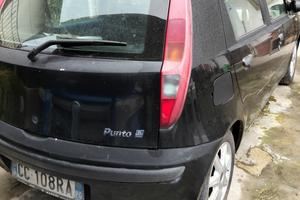 fiat punto.