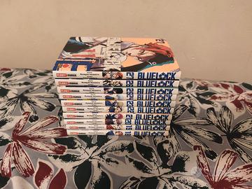 Manga One piece, Demon Slayer, AOT e Bluelock