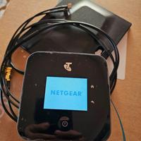 Netgear Nighthawk M2 Router Modem 4G MR2100 Wifi5