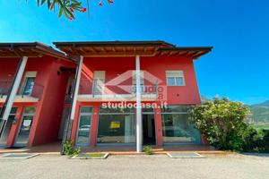 Immobile di 90 m² a Volano
