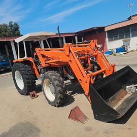 TRATTORE AGRICOLO FIAT 706 TD (RIF. 985)
