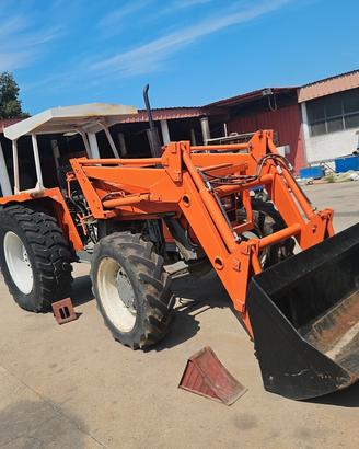 TRATTORE AGRICOLO FIAT 706 TD (RIF. 985)