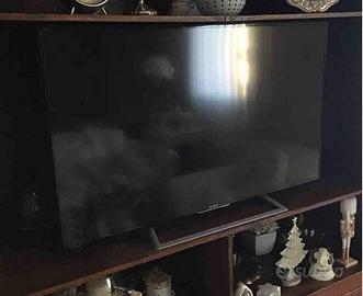 Sony Bravia 48” Full HD