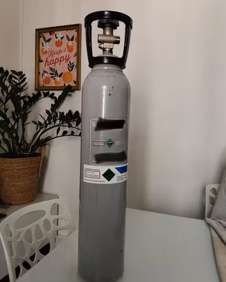  bombola CO2  5 kg collaudata fino al 2031