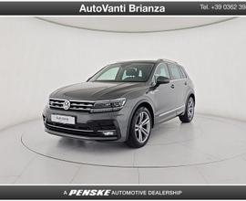 Volkswagen Tiguan 1.5 TSI DSG Advanced R- Lin...