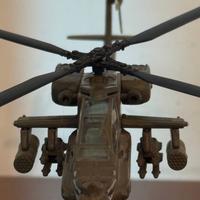 Modellino Elicottero AH-64 Apache